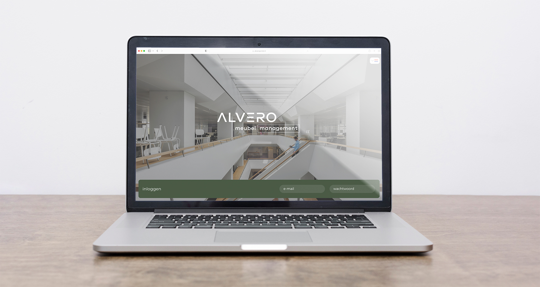 Alvero-Möbel-Management: Login-Fenster des Inventarisierungssystem