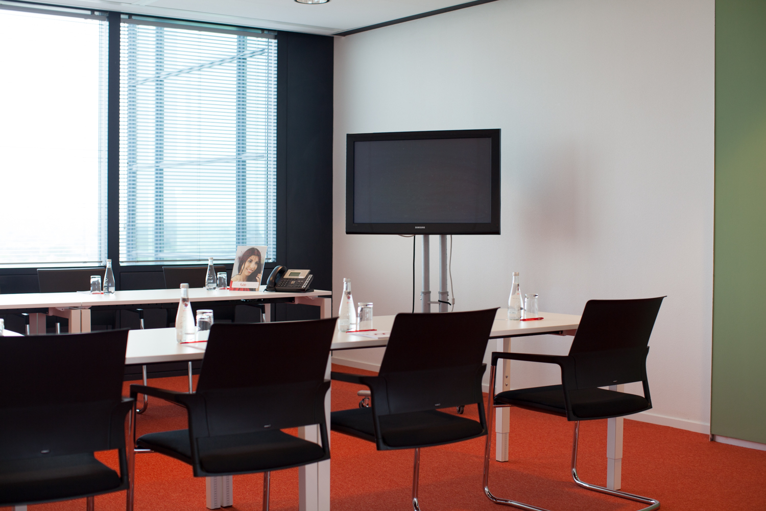 Konferenzraum bei The Office Operators