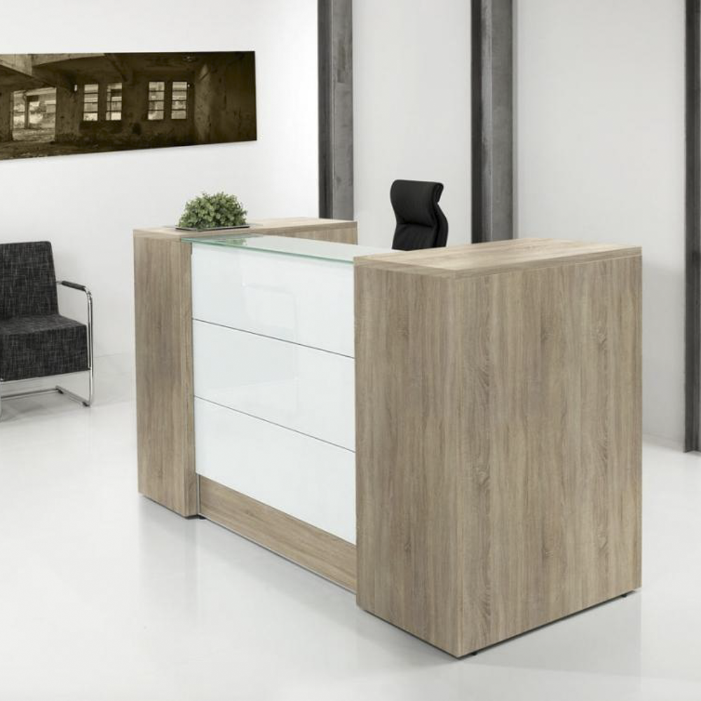Reception desk